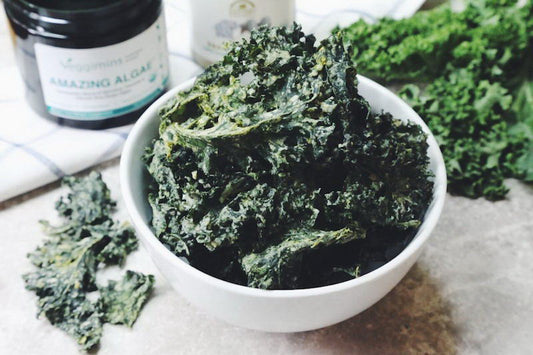 Cheezy Tahini Green Superfood Kale Chips (Recipe!)